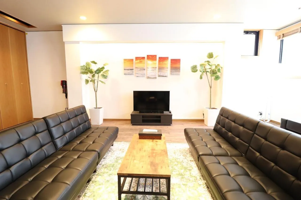 Crane Court Kitahorie Villa Osaka 0*,