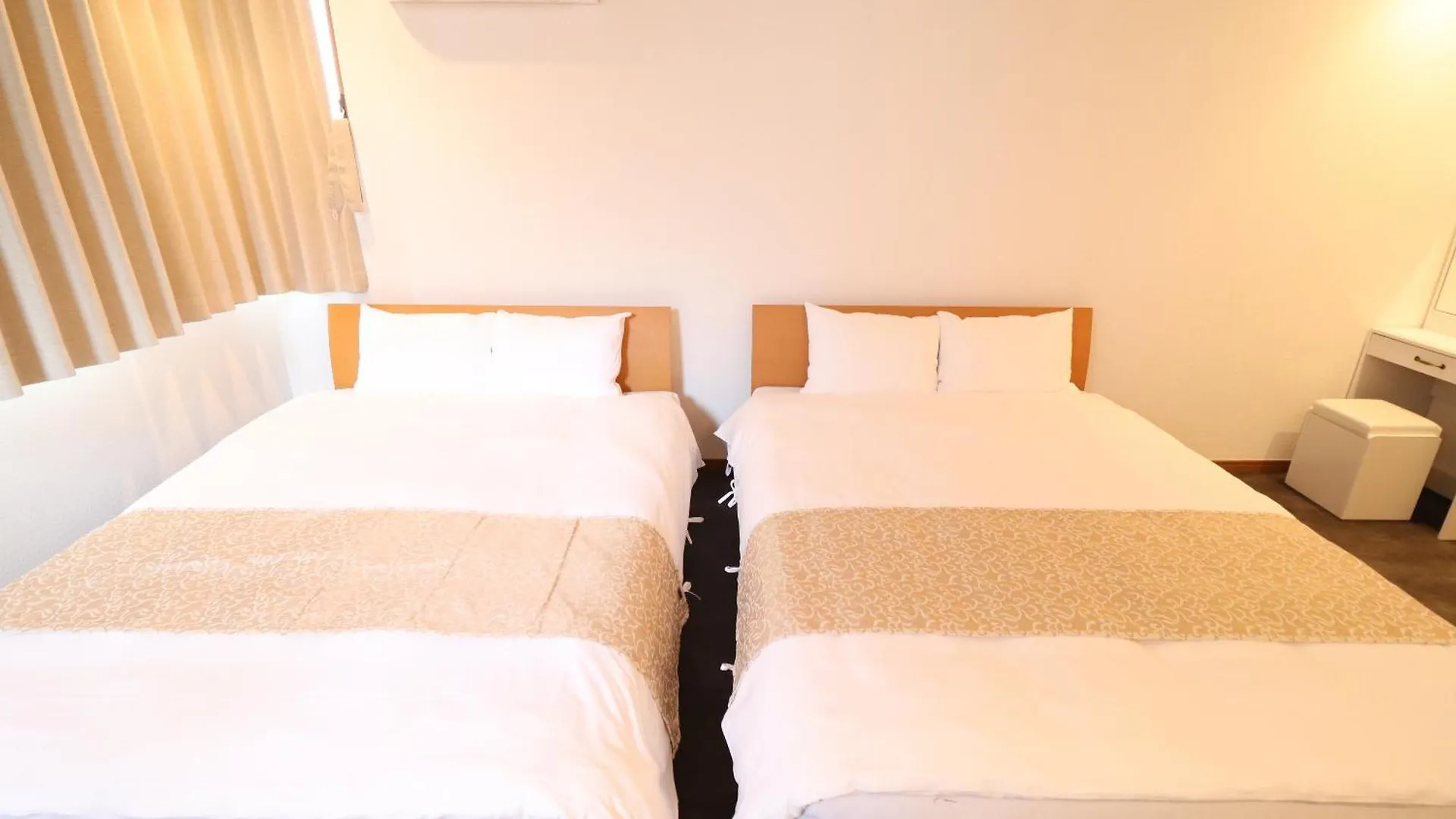 Crane Court Kitahorie Villa Osaka 0*,